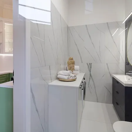 Chrobrego 4* Gniezno