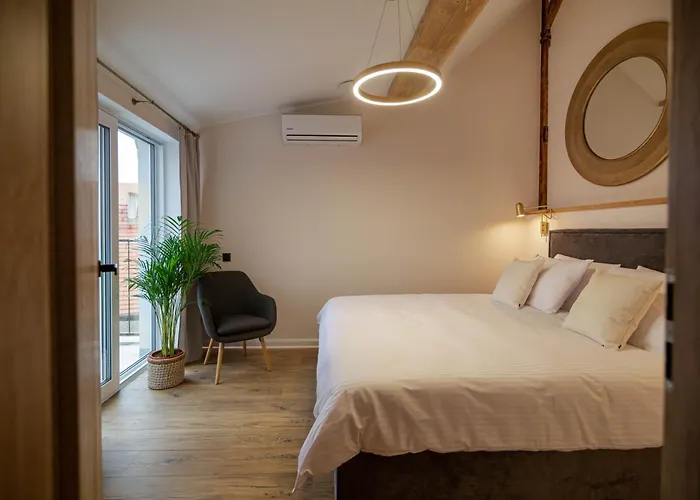 Chrobrego Hotel apartamentowy 4*