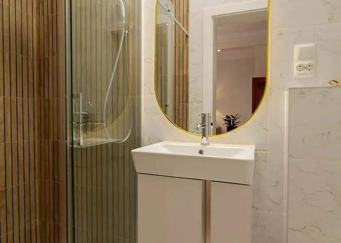 Chrobrego 4* Gniezno