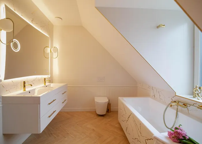 アパートホテル Chrobrego グニェズノ